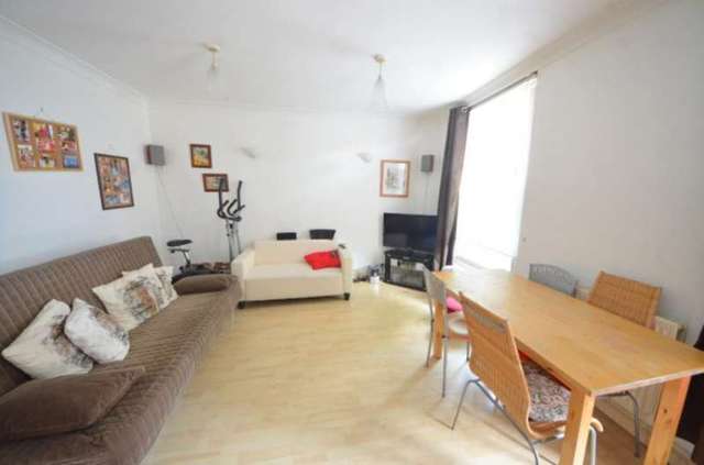  Image of 1 bedroom Apartment to rent in Caledonian Road London N1 at Caledonian Road  Islington, N1 1DU