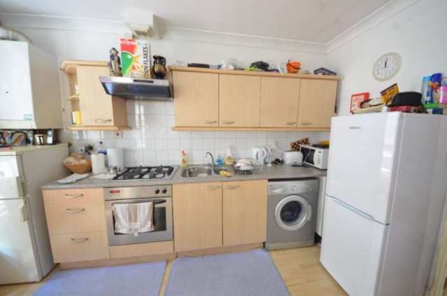  Image of 1 bedroom Apartment to rent in Caledonian Road London N1 at Caledonian Road  Islington, N1 1DU