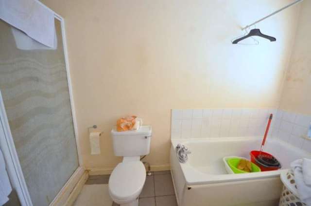  Image of 1 bedroom Apartment to rent in Caledonian Road London N1 at Caledonian Road  Islington, N1 1DU