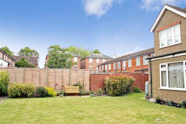  Image of 1 bedroom Flat for sale in Camborne Road Sutton SM2 at South Sutton Surrey Sutton, SM2 6RF
