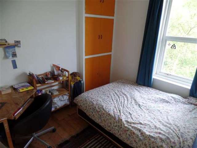  Image of 2 bedroom Terraced house to rent in Campden Road Hebden Bridge HX7 at Mytholm, HX7 6BZ
