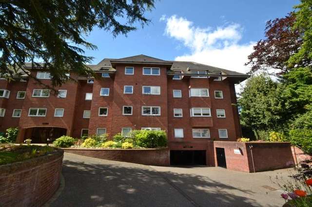 Image of 2 bedroom Flat for sale in Canford Cliffs Road Canford Cliffs Poole BH13 at 162-164 Canford Cliffs Road Canford Cliffs Poole, BH13 7EJ
