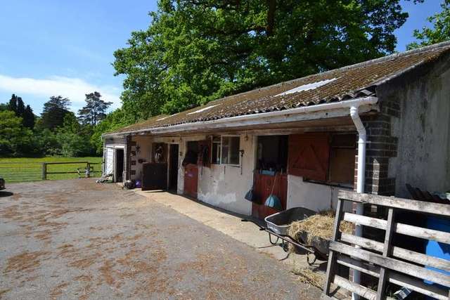  Image of 4 bedroom Detached house for sale in Arrowsmith Road Wimborne BH21 at Arrowsmith Road  Wimborne, BH21 3BG