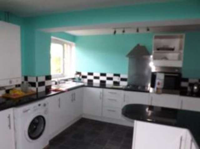  Image of 3 bedroom Semi-Detached house for sale in Carleton Glen Pontefract WF8 at Pontefract West Yorkshire Pontefract, WF8 2RT