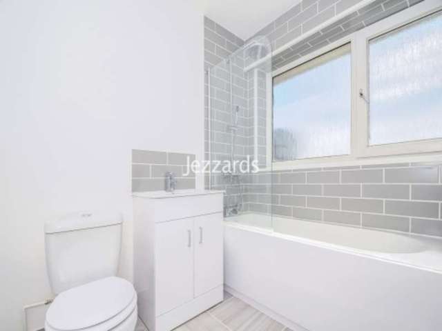  Image of 2 bedroom Maisonette for sale in Carlyle Close West Molesey KT8 at East Molesey, KT8 1SX