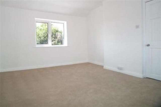  Image of 2 bedroom Detached house to rent in Carterhatch Lane Enfield EN1 at Enfield, EN1 4LD