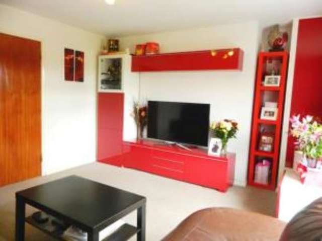  Image of 2 bedroom Flat for sale in Bridge Street Warwick CV34 at Bridge Street Warwick Warwick, CV34 5PH