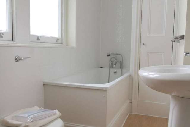  Image of 1 bedroom Apartment to rent in Charing Cross Road London WC2H at Charing Cross Road Covent Garden London, WC2H 0DG