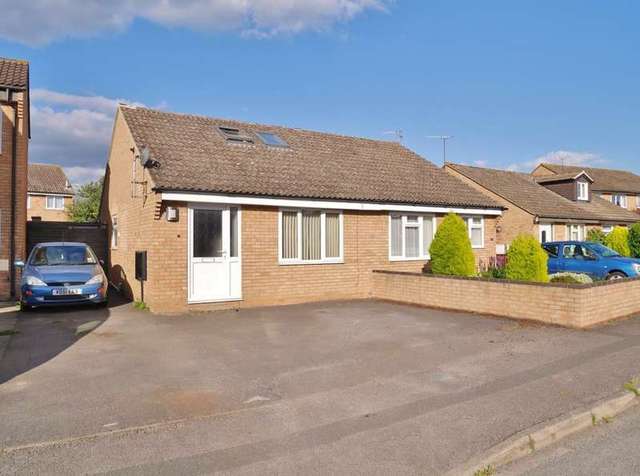  Image of 2 bedroom Semi-Detached house for sale in Charney Avenue Abingdon OX14 at Abingdon, OX14 2NZ