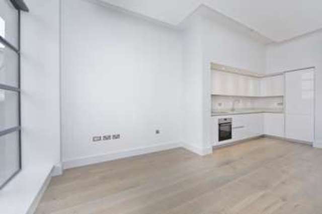  Image of 2 bedroom Flat to rent in Chatham Place London E9 at Homerton, E9 6FJ