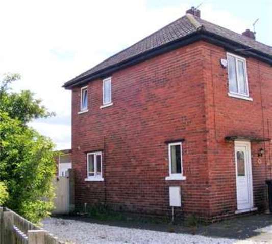  Image of 3 bedroom Semi-Detached house for sale in Chatsworth Road Barnsley S71 at Barnsley South Yorkshire Carlton, S71 3QL