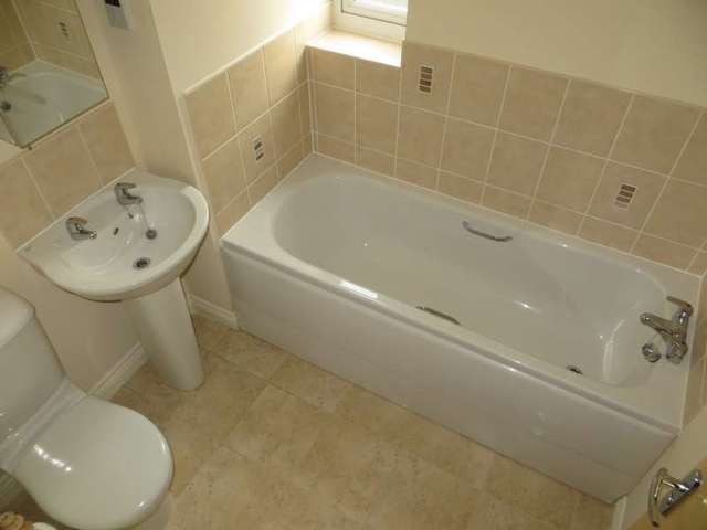  Image of 2 bedroom Terraced house to rent in Chaucer Grove Exeter EX4 at Chaucer Grove  Exeter, EX4 7BX