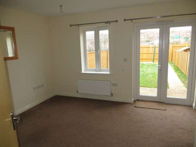  Image of 2 bedroom Terraced house to rent in Chaucer Grove Exeter EX4 at Chaucer Grove  Exeter, EX4 7BX