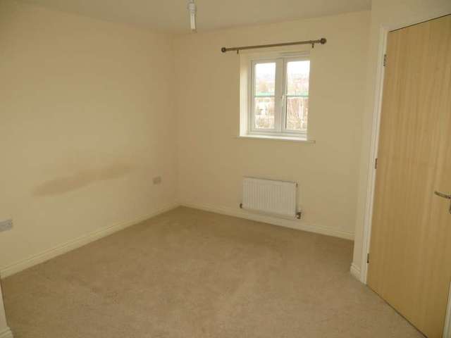  Image of 2 bedroom Terraced house to rent in Chaucer Grove Exeter EX4 at Chaucer Grove  Exeter, EX4 7BX