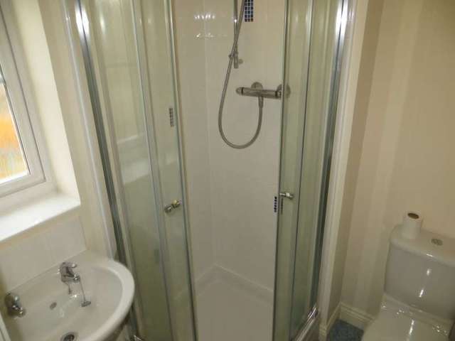  Image of 2 bedroom Terraced house to rent in Chaucer Grove Exeter EX4 at Chaucer Grove  Exeter, EX4 7BX