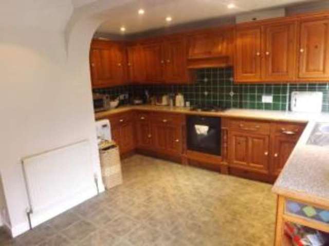  Image of 4 bedroom Detached house for sale in Mayne Crest Springfield Chelmsford CM1 at Chelmsford Essex Broomfield, CM1 6UA