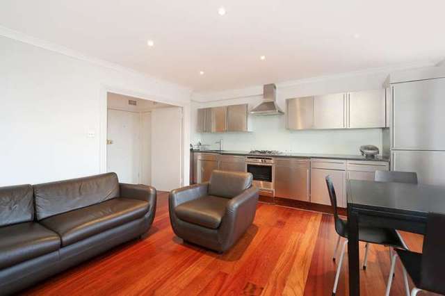  Image of 1 bedroom Flat to rent in Chepstow Crescent London W11 at Chepstow Crescent  London, W11 3EB