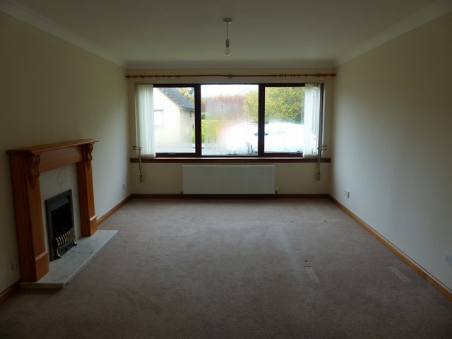 Image of 3 bedroom Detached house to rent in Cherryton Drive Clackmannan FK10 at Clackmannan Clackmannanshire Clackmannanshire, FK10 4RA