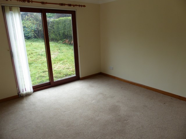  Image of 3 bedroom Detached house to rent in Cherryton Drive Clackmannan FK10 at Clackmannan Clackmannanshire Clackmannanshire, FK10 4RA