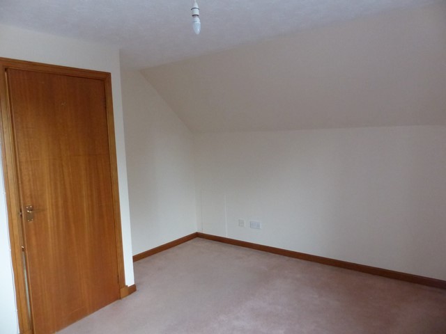  Image of 3 bedroom Detached house to rent in Cherryton Drive Clackmannan FK10 at Clackmannan Clackmannanshire Clackmannanshire, FK10 4RA