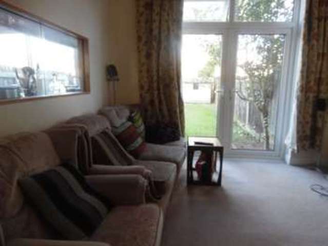  Image of Property to rent in Cherrywood Lane Morden SM4 at Cherrywood Lane  Morden, SM4 4HS