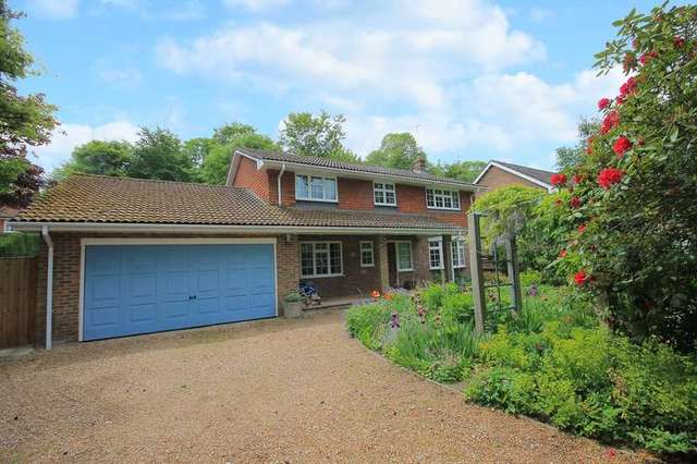  Image of 4 bedroom Detached house for sale in Chestnut Walk Felcourt East Grinstead RH19 at Felcourt East Grinstead West Sussex, RH19 2LB