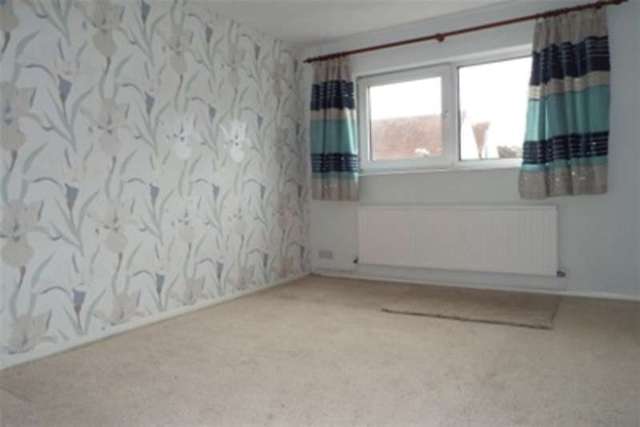  Image of 2 bedroom Semi-Detached house to rent in Victoria Road Chichester PO19 at Chichester, PO19 7HZ