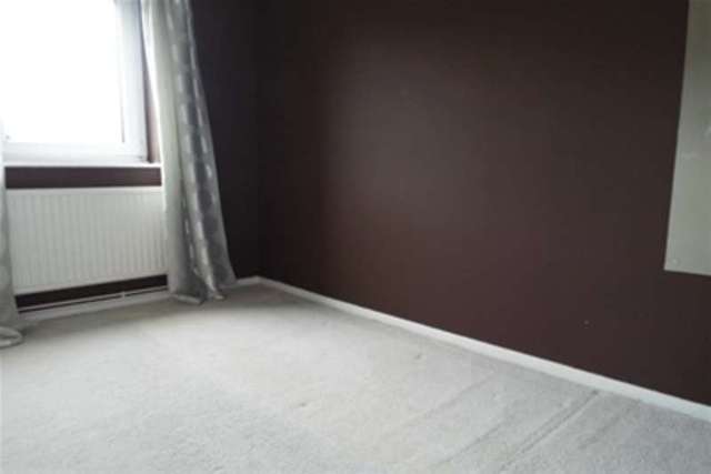  Image of 2 bedroom Semi-Detached house to rent in Victoria Road Chichester PO19 at Chichester, PO19 7HZ