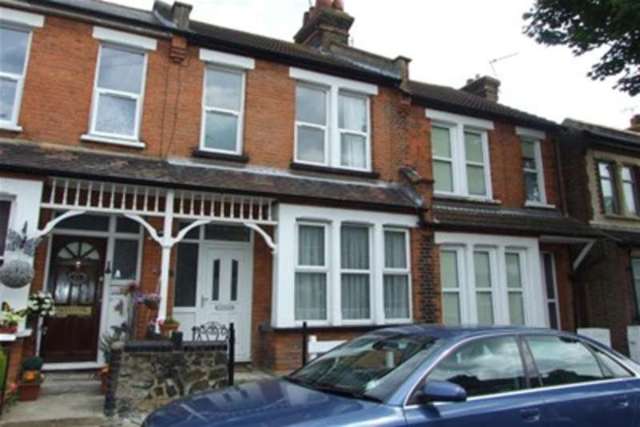  Image of 2 bedroom Detached house to rent in Chinchilla Road Southend-on-Sea SS1 at Southend-on-Sea, SS1 2QL
