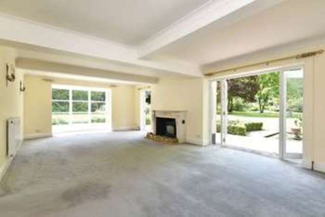  Image of 4 bedroom Detached house for sale in Church Lane Thrumpton Nottingham NG11 at Church Lane  Thrumpton, NG11 0AX