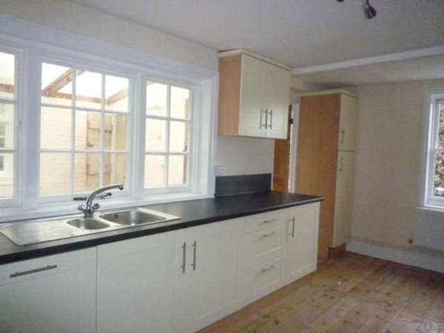  Image of 3 bedroom Detached house to rent in Church Road Snape Saxmundham IP17 at Church Road Snape Saxmundham, IP17 1SZ
