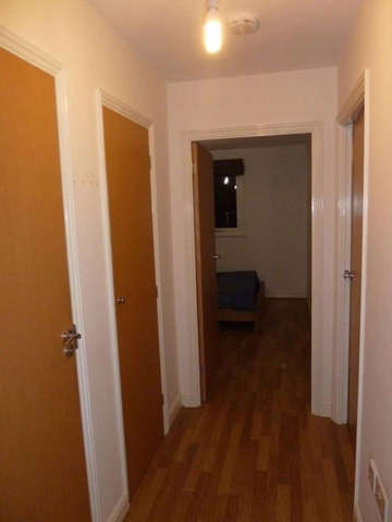  Image of 1 bedroom Terraced house to rent in Headley Drive Ilford IG2 at Redbridge, IG2 6QL