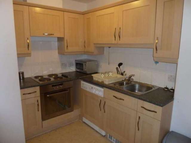  Image of 1 bedroom Terraced house to rent in Headley Drive Ilford IG2 at Redbridge, IG2 6QL