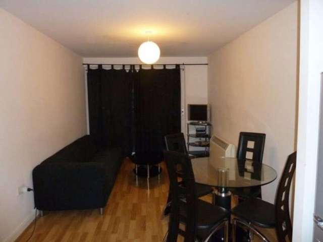  Image of 1 bedroom Terraced house to rent in Headley Drive Ilford IG2 at Redbridge, IG2 6QL