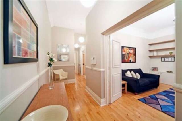  Image of 2 bedroom Flat to rent in Clanricarde Gardens London W2 at London, W2 4NA
