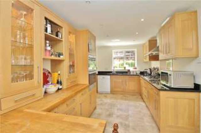  Image of 4 bedroom Detached house for sale in Claydon Road Horsell Woking GU21 at Horsell Surrey Knaphill, GU21 4XE