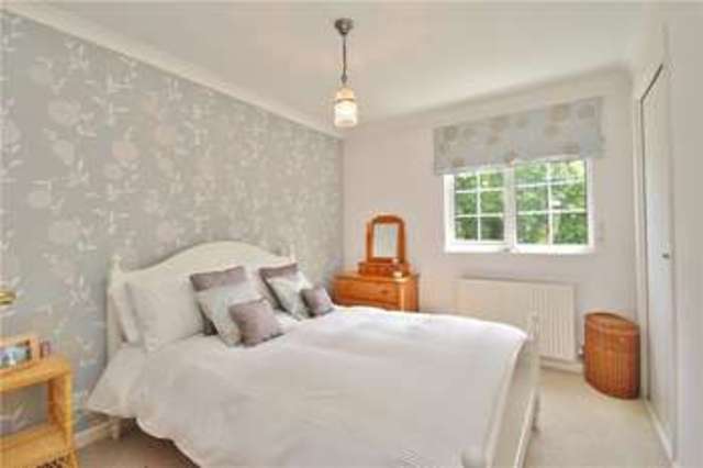  Image of 4 bedroom Detached house for sale in Claydon Road Horsell Woking GU21 at Horsell Surrey Knaphill, GU21 4XE