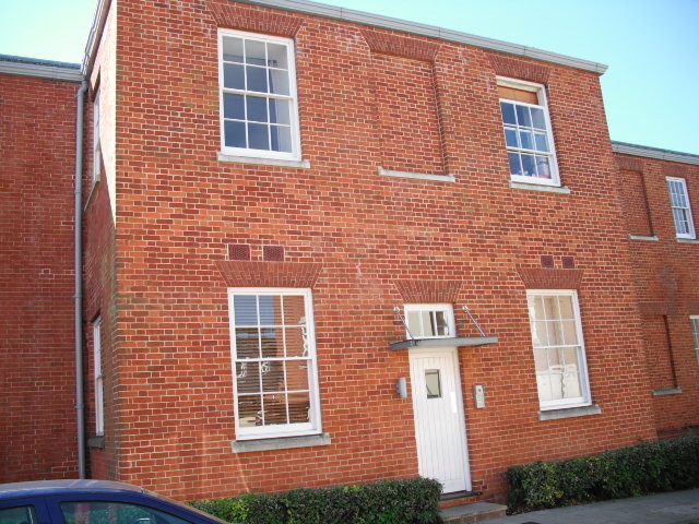  Image of 2 bedroom Flat to rent in Consort Mews Knowle Fareham PO17 at Knowle Village  Fareham, PO17 5FY