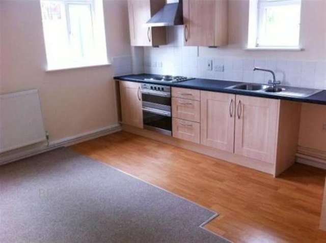  Image of 2 bedroom Flat to rent in Conway Close Nottingham NG3 at Conway Close  St Anns, NG3 4FQ