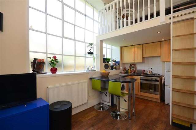  Image of 1 bedroom Flat for sale in Coombe Road Brighton BN2 at Brighton East Sussex Brighton, BN2 4EQ