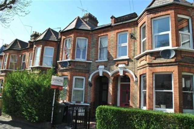  Image of 1 bedroom Property to rent in Cornwallis Road London E17 at Cornwallis Road  London, E17 6NL