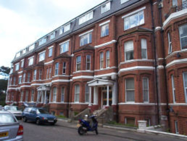  Image of Apartment to rent in Durley Gardens Westbourne Bournemouth BH2 at 17 Durley Gardens West Cliff Bournemouth, BH2 5HZ