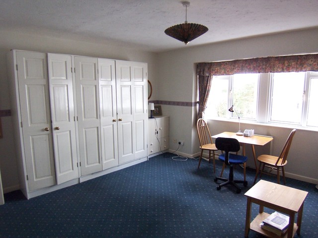  Image of Apartment to rent in Durley Gardens Westbourne Bournemouth BH2 at 17 Durley Gardens West Cliff Bournemouth, BH2 5HZ