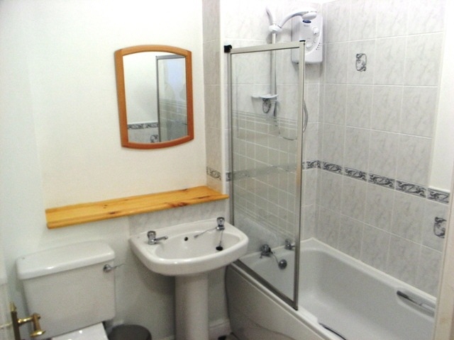  Image of 2 bedroom Flat to rent in Cumberland Street Glasgow G5 at New Gorbals Glasgow Glasgow, G5 0SR
