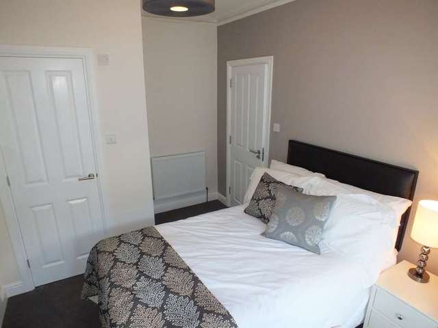  Image of 1 bedroom Detached house to rent in Curzon Street Reading RG30 at Reading Berkshire Reading, RG30 1DA