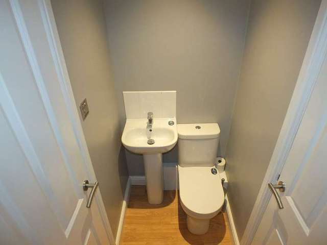  Image of 1 bedroom Detached house to rent in Curzon Street Reading RG30 at Reading Berkshire Reading, RG30 1DA