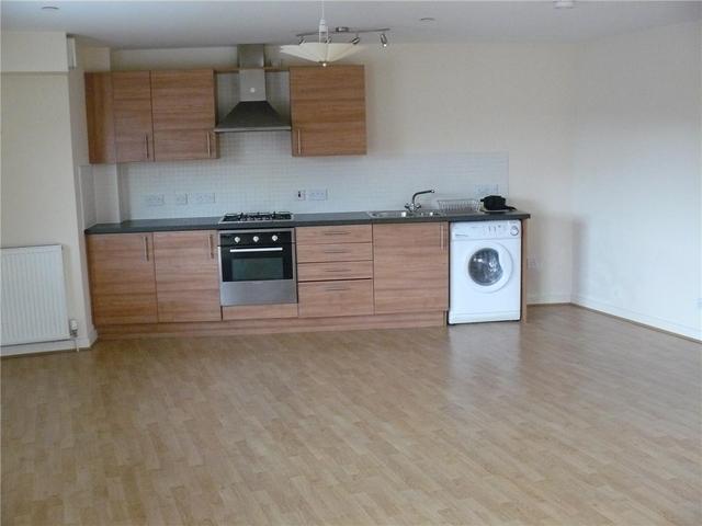 Image of 2 bedroom Flat to rent in Dalmarnock Drive Glasgow G40 at Bridgeton Glasgow Glasgow, G40 4LQ