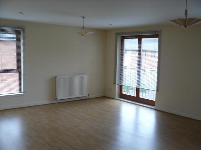  Image of 2 bedroom Flat to rent in Dalmarnock Drive Glasgow G40 at Bridgeton Glasgow Glasgow, G40 4LQ