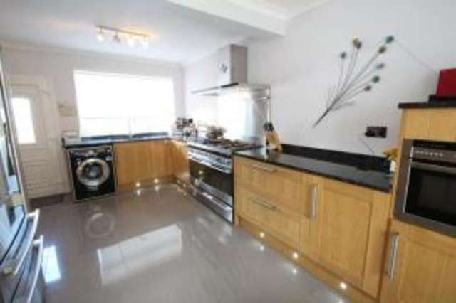  Image of 3 bedroom Semi-Detached house for sale in Dalveen Court Barrhead Glasgow G78 at Barrhead Glasgow Barrhead, G78 2AN