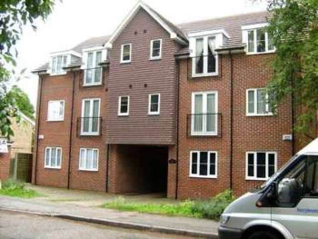  Image of 2 bedroom Flat to rent in Datchet Close Hemel Hempstead HP2 at Datchet Close  Hemel Hempstead, HP2 7JY